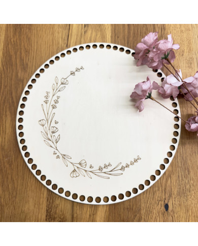 Holzboden mit Blumenrankengravur – für Häkelkörbe & Tabletts